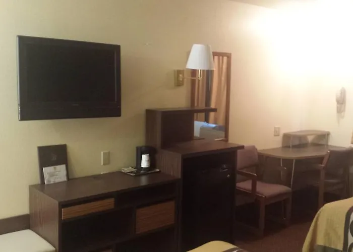 Super 8 By Wyndham Wyoming 2*