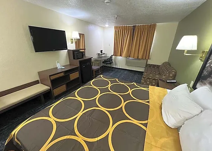 Super 8 By Wyndham Wyoming Motel Rawlins