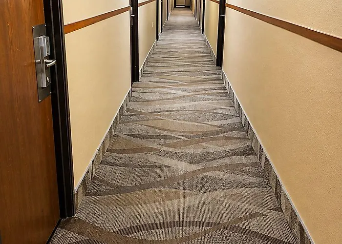 Super 8 By Wyndham Wyoming Motel Rawlins