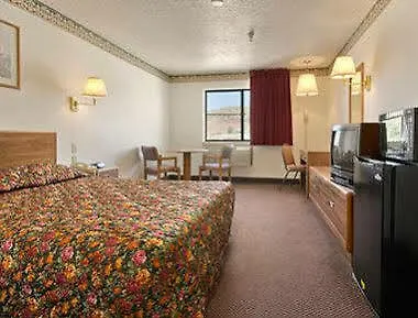Super 8 By Wyndham Wyoming 2*